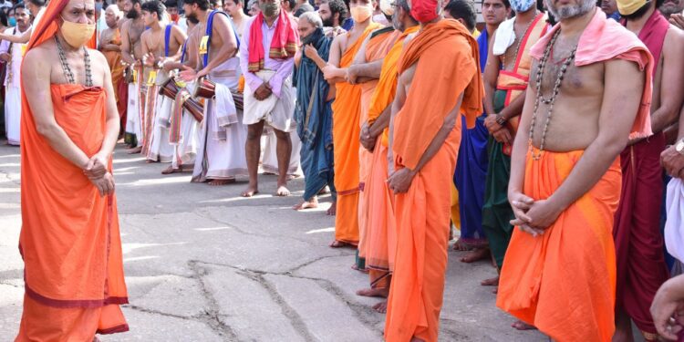ಒಡಿಪುಡ್ ಗೌಜಿಡ್ ನಡತಿನ ವಿಟ್ಲಪಿಂಡಿ, ಶ್ರೀ ಕ್ರಷ್ಣನ ಲೀಲೆದ ನೆಂಪು