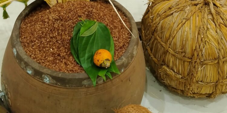 *ಆಟಿ ಅಮಾಸೆಡ್ದ್ ಸೋಣೊ ತಿಂಗೊಲಿಡೀ ಪರ್ಬೊಲೆ ದಿಬ್ಬಣ*