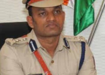 ಪಚ್ಚ ಪಗೆಲುಡೇ ನಡತಿನ ದರೋಡೆನ್ ತೂದ್ ಪೋಡಿದ್ ಪೋಯಿನ ಜನ: ಸತ್ಯ ಘಟನೆ ದಾದಂದ್ ತೆರಿಲೆ