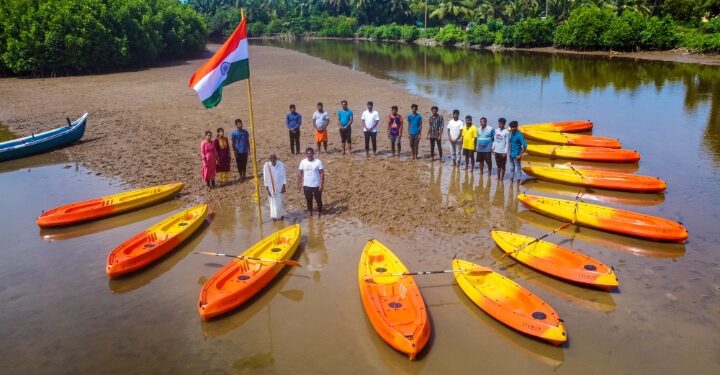 ವಿಶೇಷ ರೀತಿಡ್ ಅಮ್ರತಮಹೋತ್ಸವ ಆಚರಣೆ..