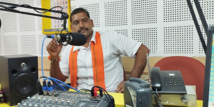 ವಿಜಯ್ ಕೊಡವೂರು ರೇಡಿಯೋ ಮಣಿಪಾಲ್ ಡ್ ..
