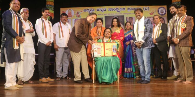 ವಿದ್ಯಾಸರಸ್ವತಿ ಮೆರೆಗ್ ಕರ್ನಾಟಕ ಭೂಷಣ ರಾಜ್ಯ ಪ್ರಶಸ್ತಿ