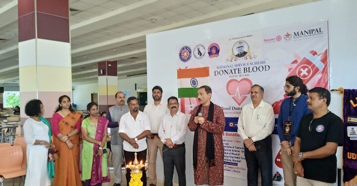 ಸೊತಂತ್ರ ದಿನೊತ್ತ ಅಂಗವಾದ್ ಎಮ್ ಐಟಿ ಡ್ ನೆತ್ತೆರ್ ದಾನ ಶಿಬಿರ