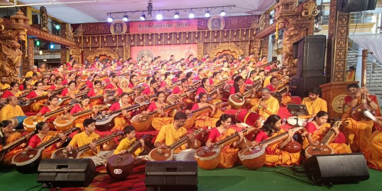 ನಾಗದೇವೆರೆಗ್ ಶತವೀಣಾವಲ್ಲರಿ.