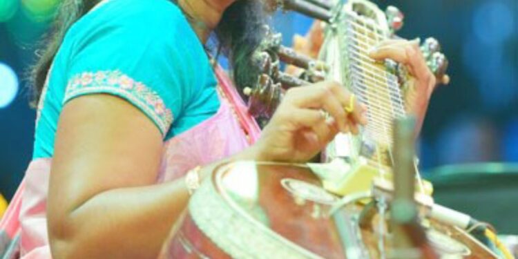 ವಿದುಷಿ ಶುಭಶ್ರೀ ವೀಣಾವಾದನ