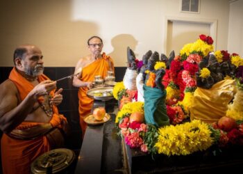 ಏಳ್ ಕಡಲುದಂಚಿಡ್ ಪುತ್ತಿಗೆಶ್ರೀ.