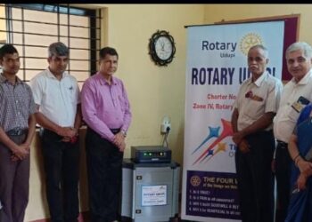 ರೋಟರಿಡ್ಡ್ ವಿಶೇಷ ಜೋಕ್ಲೆನ ಶಾಲೆಗ್ ಇನ್ವರ್ಟ ರ್ ಕೊಡುಗೆ