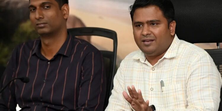 ಮಾರ್ಗ ಬದಲಿಗ್ ಸೂಚನೆ