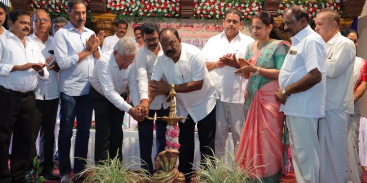 ಪೆದ್ದಿನ ಅಪ್ಪೆ ಅಮ್ಮೆ ಬೊಕ್ಕ ಕಲ್ತಿನ ಶಾಲೆನ್ ಮದಪರೆ ಬಲ್ಲಿ:ಗುರ್ಮೆ.