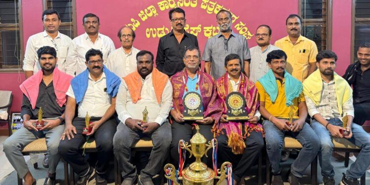 ಅಭಿನಂದನಾ ಕಾರ್ಯಕ್ರಮ.