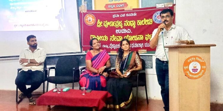 ಜೀವ ಜಡ ಜಗತ್ತುನ್ ಸೀಮಿತ ಪರಿಧಿದುಲಾಯಿ ಸೆರೆಪತ್ತುನಾಯೆನೇ ಸಮರ್ಥ ಛಾಯಾಗ್ರಾಹಕ~ ಜನಾರ್ದನ್ ಕೊಡವೂರು