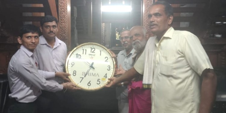 ದೇವಳಗ್ ಗಡಿಯಾರ