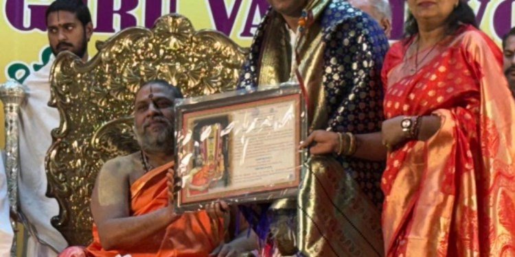 ಜಯಕರ ಶೆಟ್ಟಿ ಇಂದ್ರಾಳಿ ಗ್ ಶ್ರೀ ಗುರು ಅನುಗ್ರಹ ಪ್ರಶಸ್ತಿ.