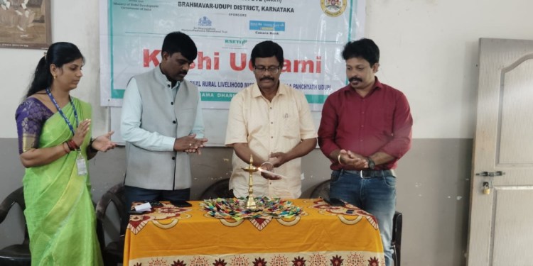 ಕುಟುಂಬದ ನೆಮ್ಮದಿಗ್ ಬೆನ್ನಿ.