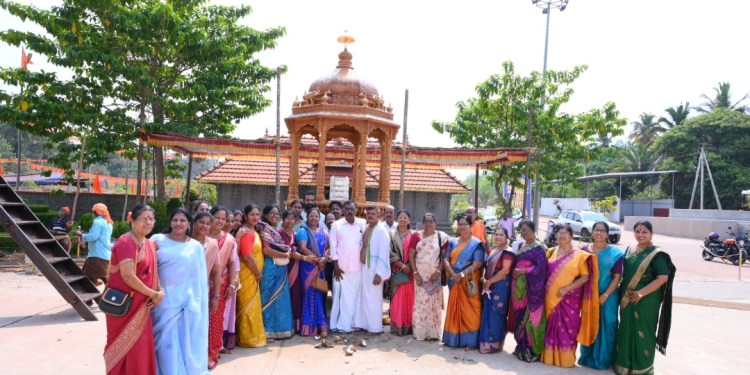 ಚಂದ್ರಮಂಡಲ ರಥ ಸಮರ್ಪಣೆ