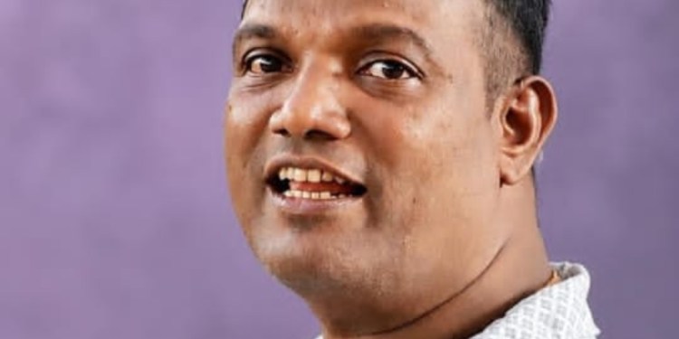 ವಿಷ್ಣು ಪಾದ ಸೇರಿನ ಅಶೋಕ್ ಸುವರ್ಣ